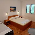 Apartment Misolic *