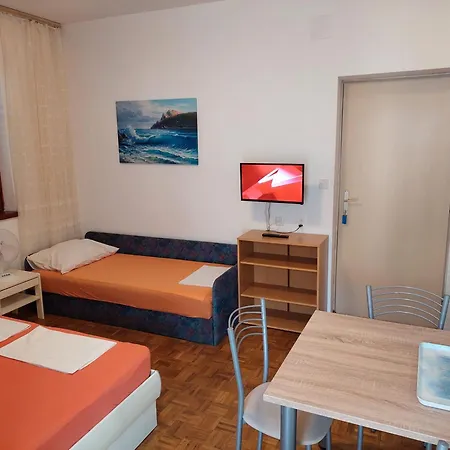 Apartment Misolic *